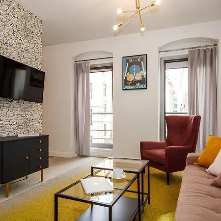 Oomph Deluxe Ruska Apartmán Vratislav