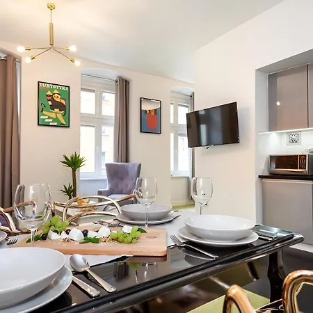 Oomph Deluxe Ruska Apartmán Vratislav