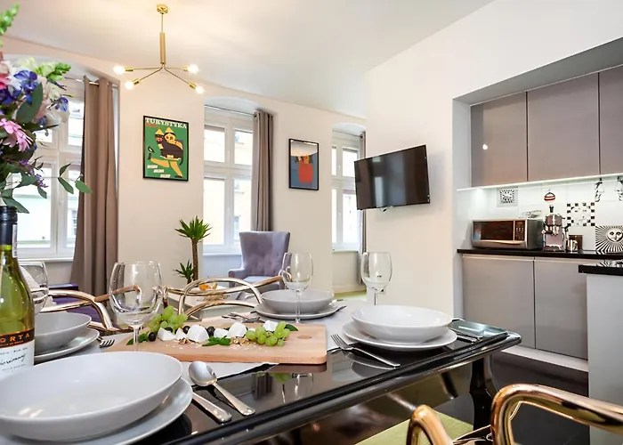 Oomph Deluxe Ruska Daire Wroclaw