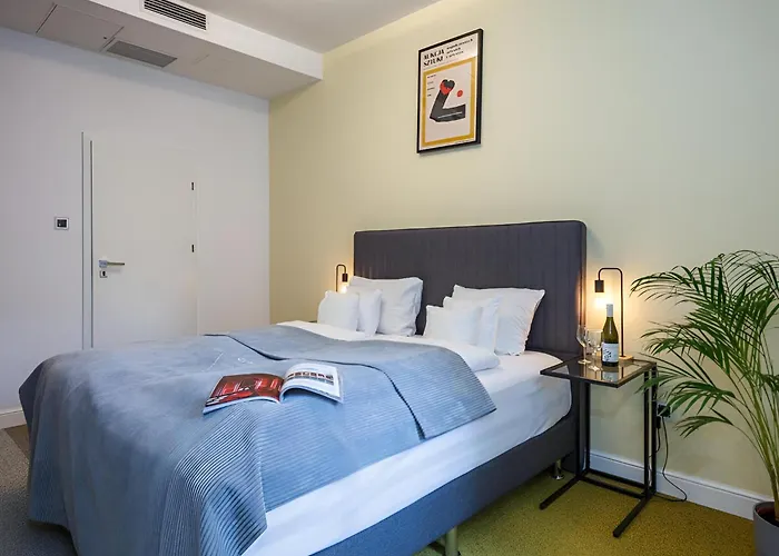 Oomph Deluxe Ruska Daire Wroclaw