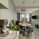Daire Oomph Deluxe Ruska Wroclaw