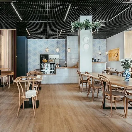 Oomph Deluxe Ruska Apartment