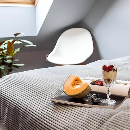 Oomph Deluxe Ruska Apartment