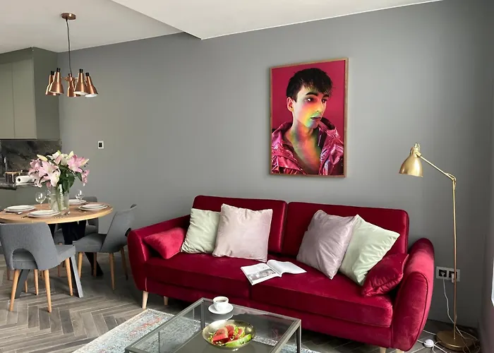 Oomph Deluxe Ruska فروتسواف