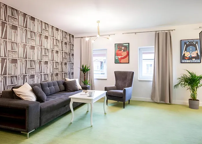 Oomph Deluxe Ruska شقة *