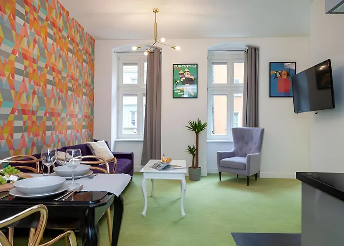 Oomph Deluxe Ruska * فروتسواف