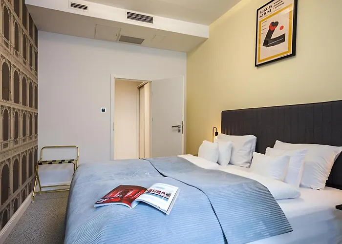 Oomph Deluxe Ruska شقة